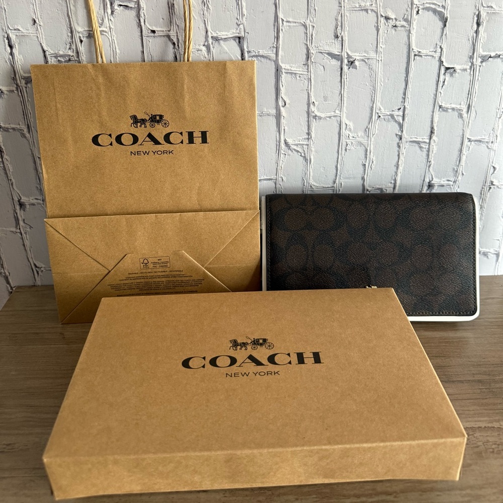 NWT Coach Anna Foldover crossbody large wallet black brown Boxed gift set 3036